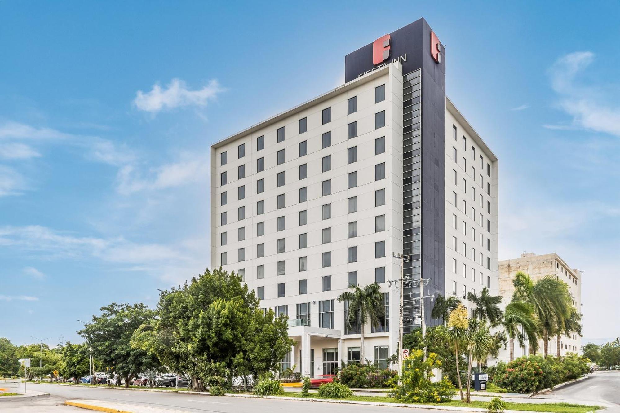 Fiesta Inn מרידה מראה חיצוני תמונה